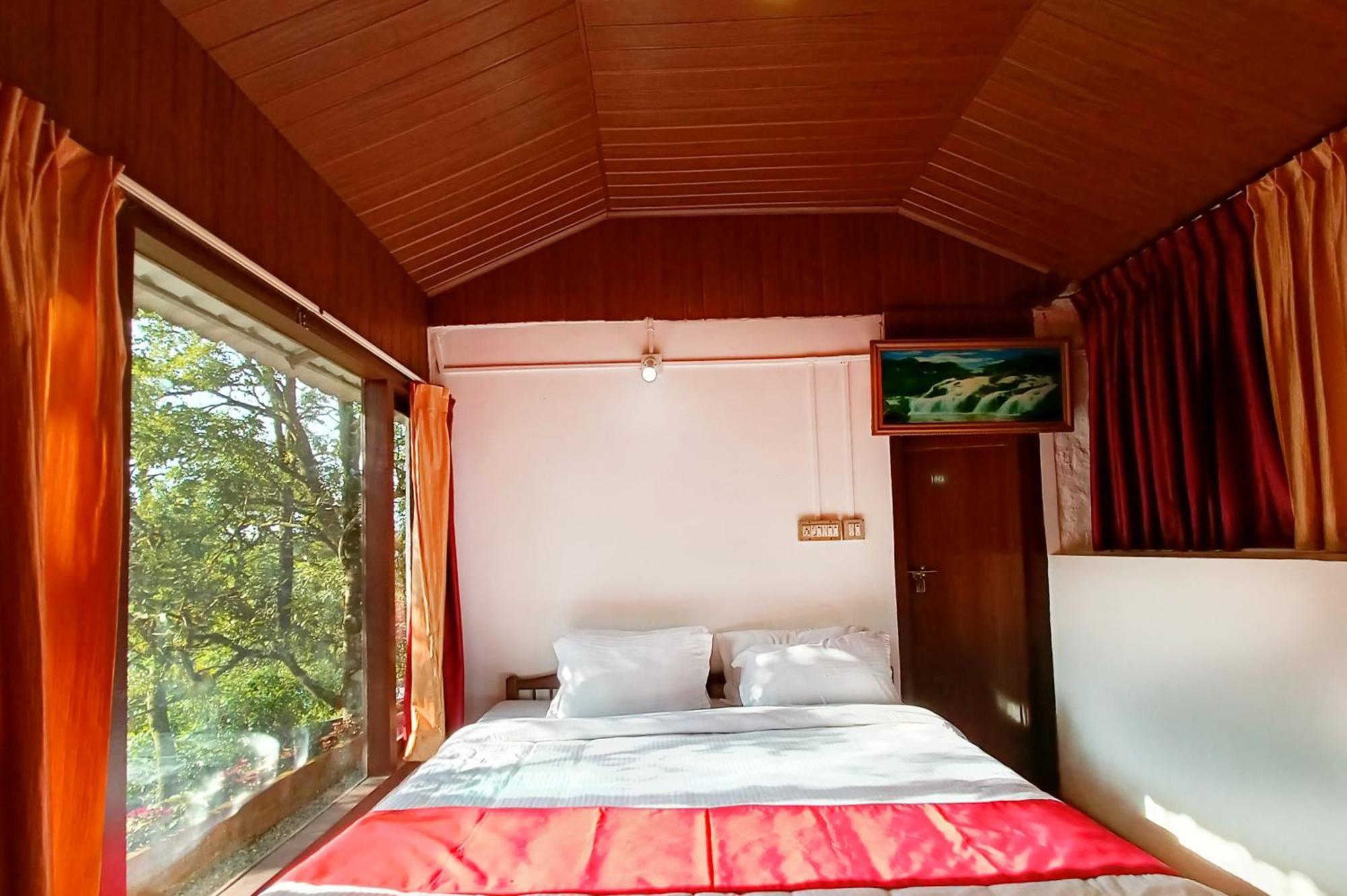 Hotel Exotica Holidays Viripara Zewnętrze zdjęcie