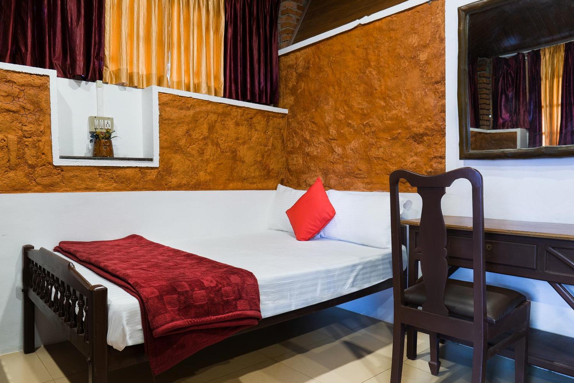 Hotel Exotica Holidays Viripara Zewnętrze zdjęcie